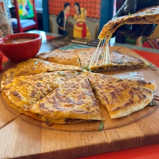 Pizza Birria